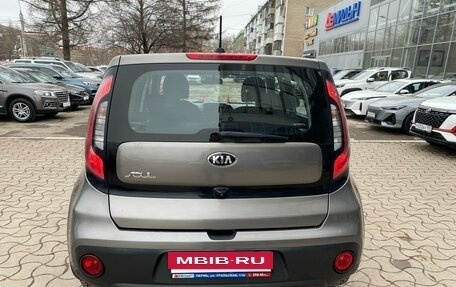 KIA Soul II рестайлинг, 2018 год, 1 324 000 рублей, 4 фотография