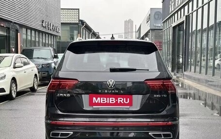 Volkswagen Tiguan II, 2022 год, 2 600 000 рублей, 3 фотография