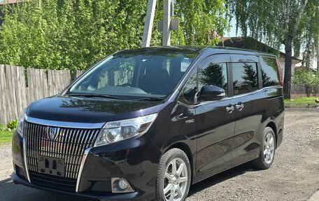 Toyota Esquire I, 2015 год, 2 350 000 рублей, 5 фотография