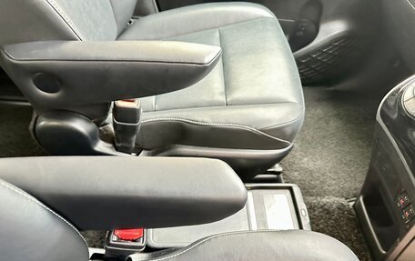 Toyota Esquire I, 2015 год, 2 350 000 рублей, 11 фотография