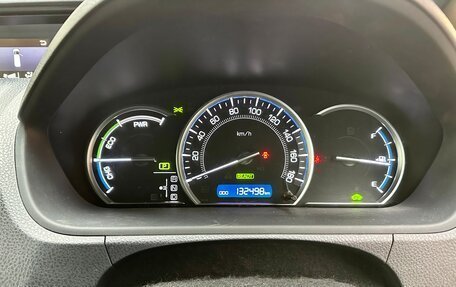 Toyota Esquire I, 2015 год, 2 350 000 рублей, 22 фотография