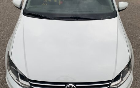 Volkswagen Polo VI (EU Market), 2019 год, 1 350 000 рублей, 2 фотография