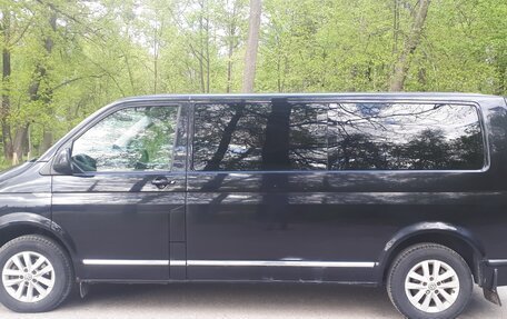 Volkswagen Caravelle T6 рестайлинг, 2017 год, 3 000 000 рублей, 4 фотография
