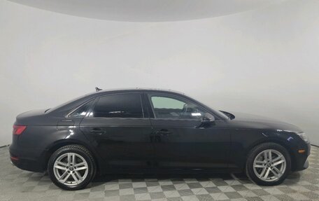 Audi A4, 2017 год, 1 895 000 рублей, 8 фотография