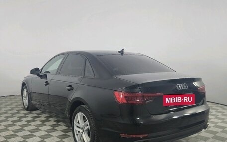 Audi A4, 2017 год, 1 895 000 рублей, 5 фотография