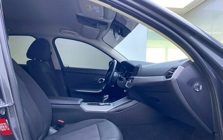 BMW 3 серия, 2019 год, 2 949 000 рублей, 11 фотография