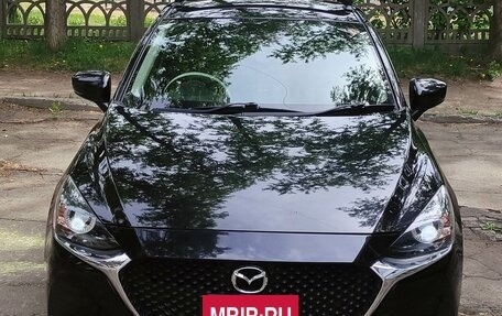 Mazda 2 III, 2020 год, 1 000 000 рублей, 2 фотография
