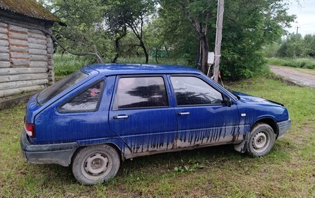ИЖ 2126 «Ода», 2002 год, 100 000 рублей, 4 фотография