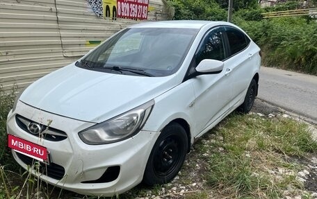 Hyundai Solaris II рестайлинг, 2012 год, 315 000 рублей, 2 фотография