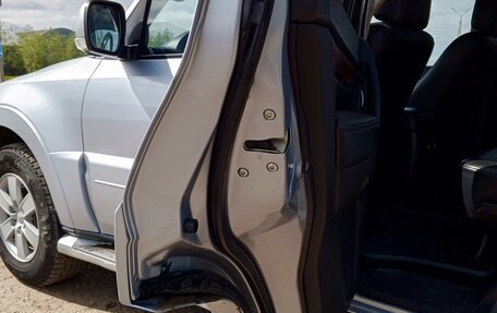 Mitsubishi Pajero IV, 2007 год, 1 290 000 рублей, 11 фотография