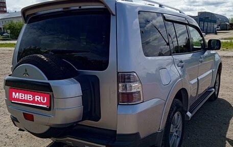 Mitsubishi Pajero IV, 2007 год, 1 290 000 рублей, 22 фотография