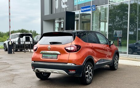 Renault Kaptur I рестайлинг, 2017 год, 1 050 000 рублей, 5 фотография