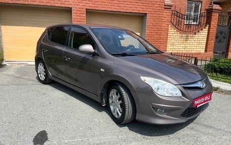 Hyundai i30 I, 2011 год, 750 000 рублей, 3 фотография