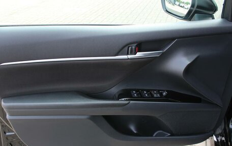 Toyota Camry, 2019 год, 2 550 000 рублей, 13 фотография