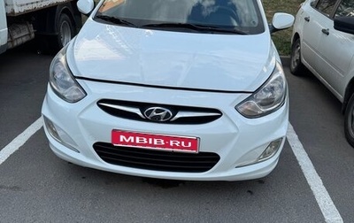 Hyundai Solaris II рестайлинг, 2011 год, 750 000 рублей, 1 фотография