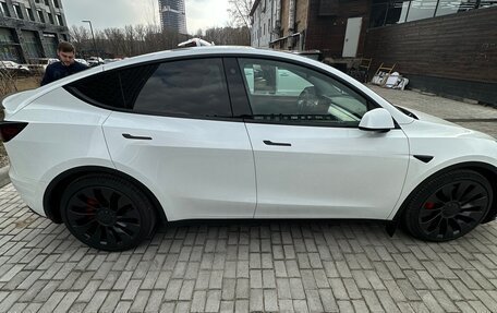 Tesla Model Y I, 2022 год, 5 500 000 рублей, 10 фотография