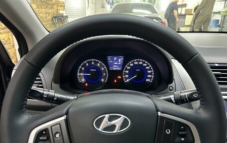 Hyundai Solaris II рестайлинг, 2011 год, 740 000 рублей, 6 фотография