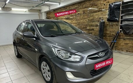 Hyundai Solaris II рестайлинг, 2011 год, 740 000 рублей, 4 фотография