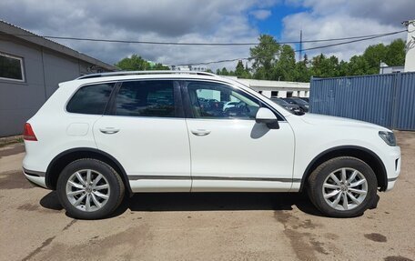 Volkswagen Touareg III, 2016 год, 2 840 000 рублей, 4 фотография