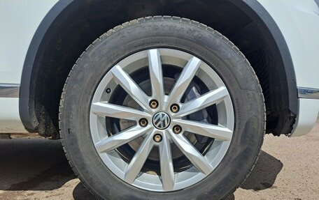 Volkswagen Touareg III, 2016 год, 2 840 000 рублей, 18 фотография