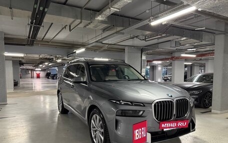 BMW X7, 2023 год, 14 000 000 рублей, 9 фотография