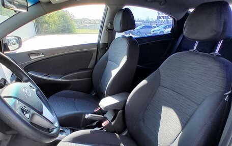 Hyundai Solaris II рестайлинг, 2015 год, 1 049 000 рублей, 14 фотография