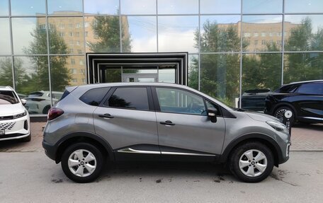 Renault Kaptur I рестайлинг, 2017 год, 1 050 000 рублей, 4 фотография