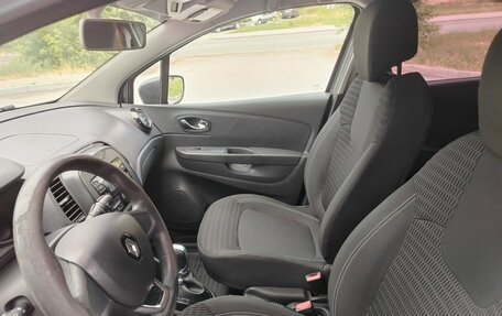 Renault Kaptur I рестайлинг, 2017 год, 1 050 000 рублей, 13 фотография