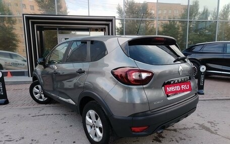 Renault Kaptur I рестайлинг, 2017 год, 1 050 000 рублей, 7 фотография