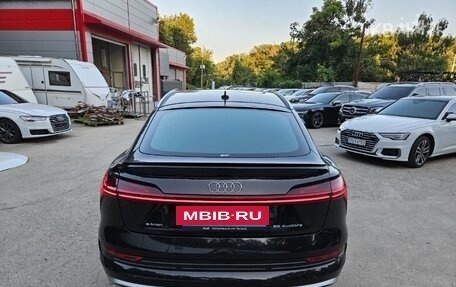Audi e-tron I, 2022 год, 9 000 275 рублей, 8 фотография