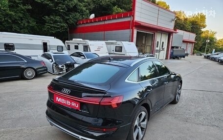 Audi e-tron I, 2022 год, 9 000 275 рублей, 10 фотография