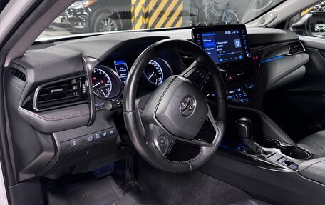 Toyota Camry, 2021 год, 3 290 000 рублей, 11 фотография