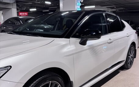 Toyota Camry, 2021 год, 3 290 000 рублей, 7 фотография