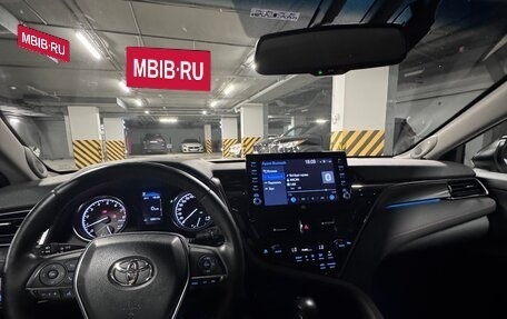 Toyota Camry, 2021 год, 3 290 000 рублей, 14 фотография