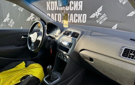 Volkswagen Polo VI (EU Market), 2011 год, 545 000 рублей, 19 фотография