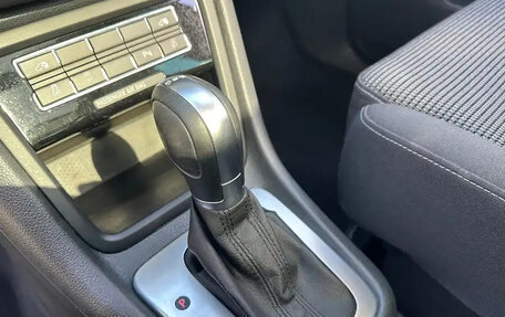 Volkswagen Sharan II, 2017 год, 2 100 666 рублей, 10 фотография