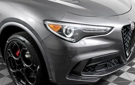 Alfa Romeo Stelvio, 2022 год, 5 900 000 рублей, 20 фотография