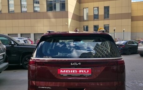 KIA Carnival, 2022 год, 4 500 000 рублей, 6 фотография