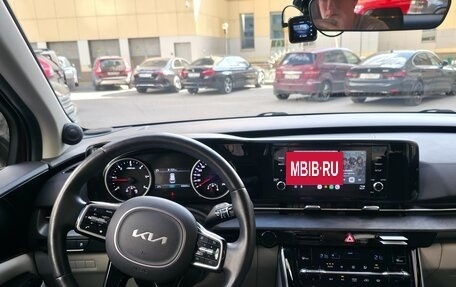 KIA Carnival, 2022 год, 4 500 000 рублей, 3 фотография