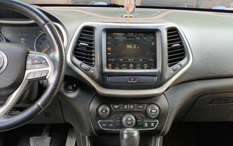 Jeep Cherokee, 2015 год, 2 450 000 рублей, 7 фотография