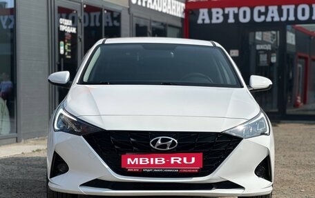 Hyundai Solaris II рестайлинг, 2022 год, 1 649 000 рублей, 4 фотография