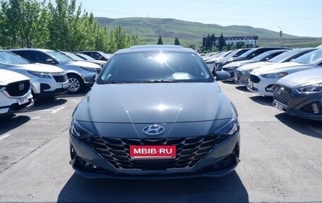 Hyundai Elantra, 2021 год, 2 050 000 рублей, 3 фотография
