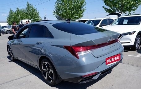 Hyundai Elantra, 2021 год, 2 050 000 рублей, 5 фотография