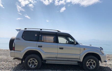 Toyota Land Cruiser Prado 90 рестайлинг, 2002 год, 1 600 000 рублей, 2 фотография
