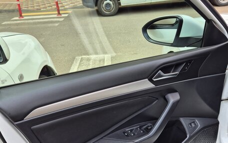 Volkswagen Jetta VII, 2018 год, 1 580 000 рублей, 13 фотография