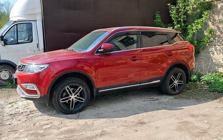 Geely Atlas I, 2019 год, 1 890 000 рублей, 2 фотография