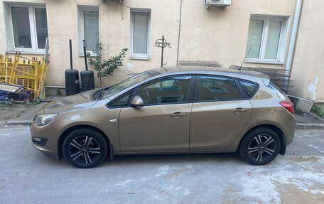 Opel Astra J, 2014 год, 820 000 рублей, 4 фотография