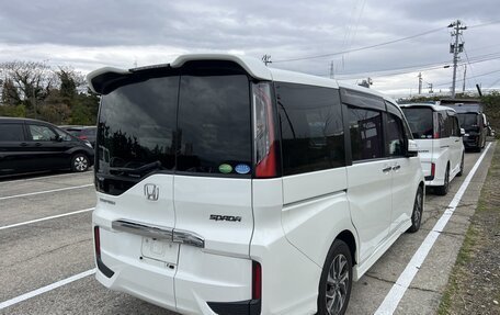 Honda Stepwgn IV, 2016 год, 1 650 000 рублей, 5 фотография