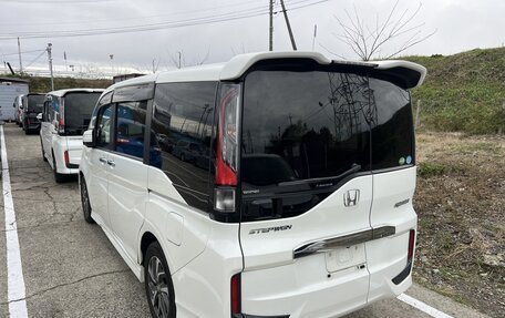 Honda Stepwgn IV, 2016 год, 1 650 000 рублей, 4 фотография