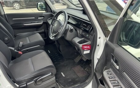 Honda Stepwgn IV, 2016 год, 1 650 000 рублей, 13 фотография
